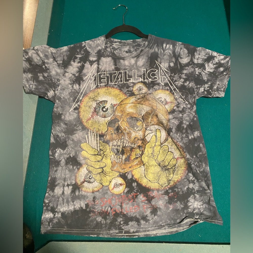 METALICA Acid Washed Graphic Tee